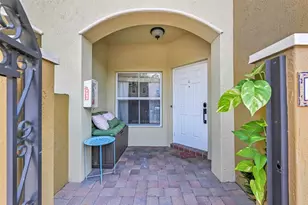 2851 W Prospect Rd Unit, Tamarac, FL 33309 - Photo 2