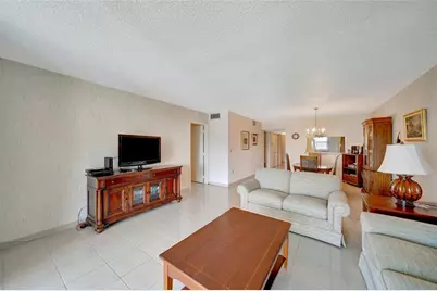 3521  Environ Blvd, Unit #B509, Lauderhill, FL 33319 - Photo 8