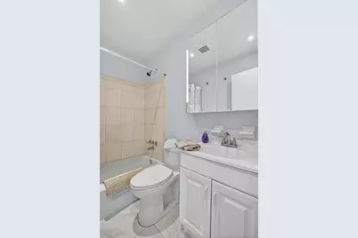 4051 NE 13th Ave, Unit #77, Oakland Park, FL 33334 - Photo 26