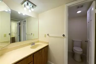1701 Whitehall Dr, Davie, FL 33324 - Photo 28