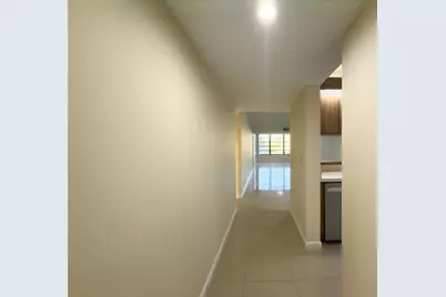 1701  Whitehall Dr, Unit #303, Davie, FL 33324 - Photo 4