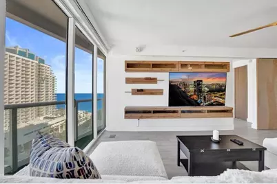 3101  Bayshore, Unit #1502, Fort Lauderdale, FL 33304 - Photo 12