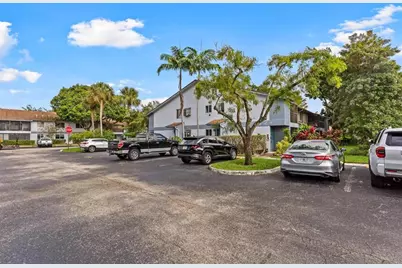 2761 S Oakland Forest Dr, Unit #204, Oakland Park, FL 33309 - Photo 20