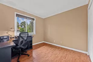 2761 S Oakland Forest Dr, Oakland Park, FL 33309 - Photo 14