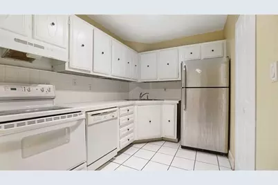 3123  Oakland Shores Dr, Unit #D104, Oakland Park, FL 33309 - Photo 2