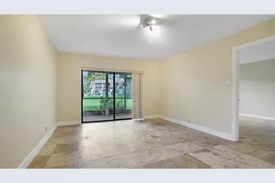 3123  Oakland Shores Dr, Unit #D104, Oakland Park, FL 33309 - Photo 6
