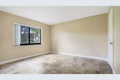 3123  Oakland Shores Dr, Unit #D104, Oakland Park, FL 33309 - Photo 8