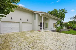 2026 NE 32nd Ave, Fort Lauderdale, FL 33305 - Photo 2