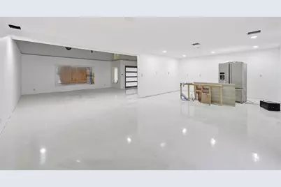 2026 NE 32nd Ave, Fort Lauderdale, FL 33305 - Photo 4