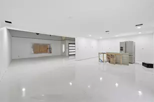 2026 NE 32nd Ave, Fort Lauderdale, FL 33305 - Photo 4