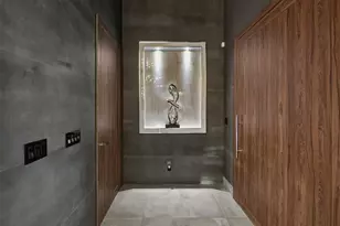 2213 NE 37th Dr, Fort Lauderdale, FL 33308 - Photo 54