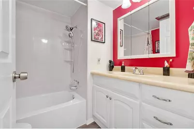 8631 SW 20th St, Davie, FL 33324 - Photo 10