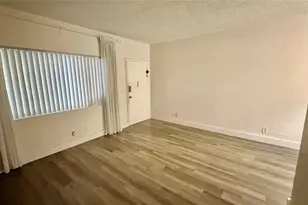 344 SE 11th Ave, Pompano Beach, FL 33060 - Photo 8