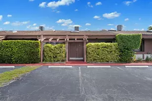 2679 S Parkview Dr Unit, Hallandale Beach, FL 33009 - Photo 1
