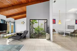 2679 S Parkview Dr Unit, Hallandale Beach, FL 33009 - Photo 4