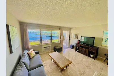 387  Chatham, Unit #387, West Palm Beach, FL 33417 - Photo 2