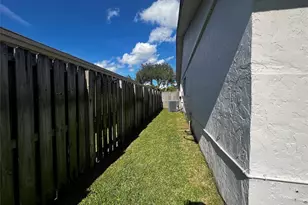 9320 NW 32nd St, Sunrise, FL 33351 - Photo 30