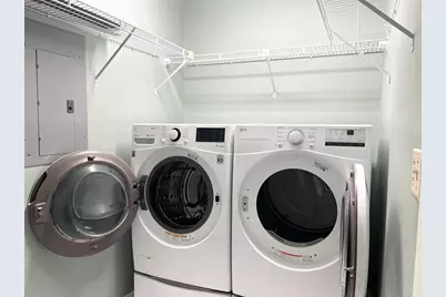 9320 NW 32nd St, Sunrise, FL 33351 - Photo 22