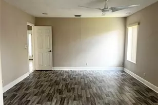 9320 NW 32nd St, Sunrise, FL 33351 - Photo 12