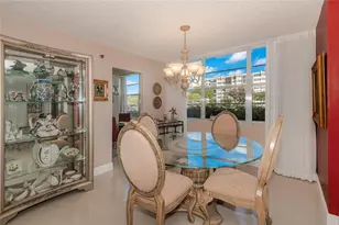 1200 St Charles Pl, Pembroke Pines, FL 33026 - Photo 6