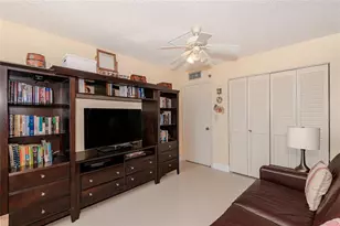 1200 St Charles Pl, Pembroke Pines, FL 33026 - Photo 18