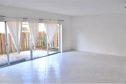 8237 NW 8th Ct, Unit #4, Plantation, FL 33324 - Photo 16