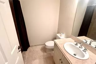 2720 NE 9th Ave, Wilton Manors, FL 33334 - Photo 20