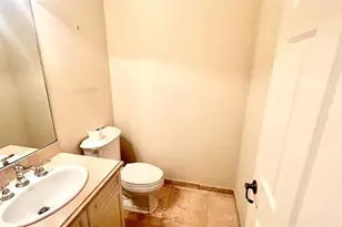 2720 NE 9th Ave, Wilton Manors, FL 33334 - Photo 14