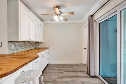 4221 NE 13th Ave, Oakland Park, FL 33334 - Photo 10