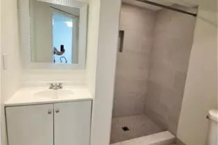 8040 N Colony Cir, Tamarac, FL 33321 - Photo 12