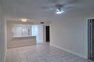 8040 N Colony Cir, Tamarac, FL 33321 - Photo 4