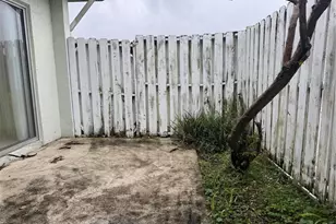 821 Crystal Lake Dr, Deerfield Beach, FL 33064 - Photo 18