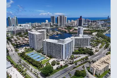 2500  Parkview Dr, Unit #1710, Hallandale Beach, FL 33009 - Photo 32