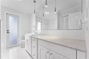 2443 NE 26th St, Lighthouse Point, FL 33064 - Photo 36