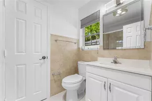 2443 NE 26th St, Lighthouse Point, FL 33064 - Photo 44