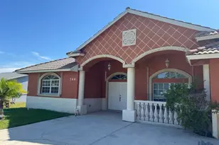 744 SW Del Rio Blvd, Port Saint Lucie, FL 34953 - Photo 1