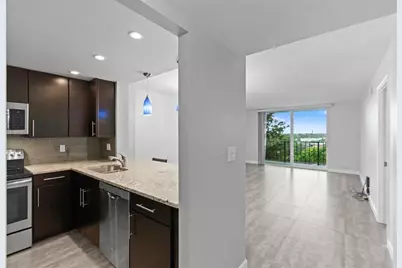 1800 N Andrews Ave, Unit #7J, Fort Lauderdale, FL 33311 - Photo 8