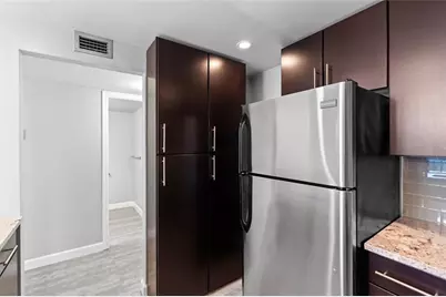 1800 N Andrews Ave, Unit #7J, Fort Lauderdale, FL 33311 - Photo 12