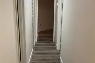 660 W Park Dr, Miami, FL 33172 - Photo 10