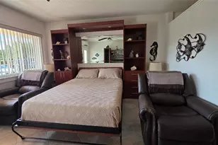 1030 SW 11th St, Hallandale Beach, FL 33009 - Photo 30