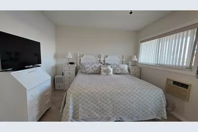 1030 SW 11th St, Unit #5M, Hallandale Beach, FL 33009 - Photo 24