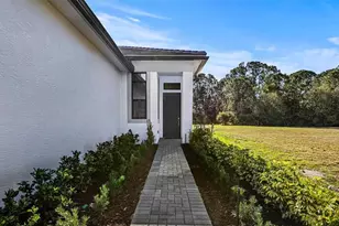 336 SE Via Sangro, Port Saint Lucie, FL 34952 - Photo 4