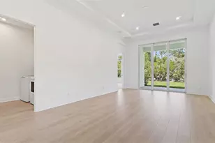 212 SE Via Sangro, Port Saint Lucie, FL 34952 - Photo 18