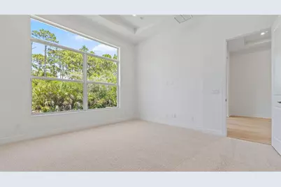 212 SE Via Sangro, Port Saint Lucie, FL 34952 - Photo 20
