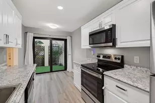 21682 Cypress Rd, Boca Raton, FL 33433 - Photo 24