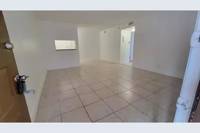 3712 N University Dr, Unit #3712, Coral Springs, FL 33065 - Photo 4