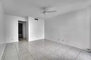 20335 W Country Club Dr, Aventura, FL 33180 - Photo 20