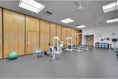 20335 W Country Club Dr, Unit #2210, Aventura, FL 33180 - Photo 32