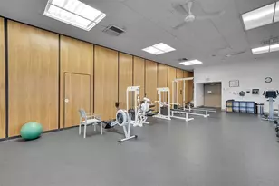 20335 W Country Club Dr, Aventura, FL 33180 - Photo 32