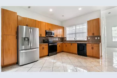 1061 SW 147th Ter, Pembroke Pines, FL 33027 - Photo 12